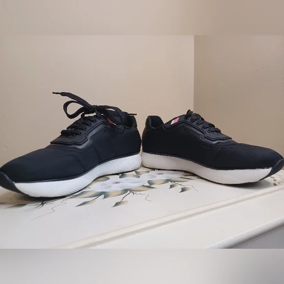 PRADA SNEAKERS WOMEN'S size 40 IT 9 USA - Picture 7 of 10